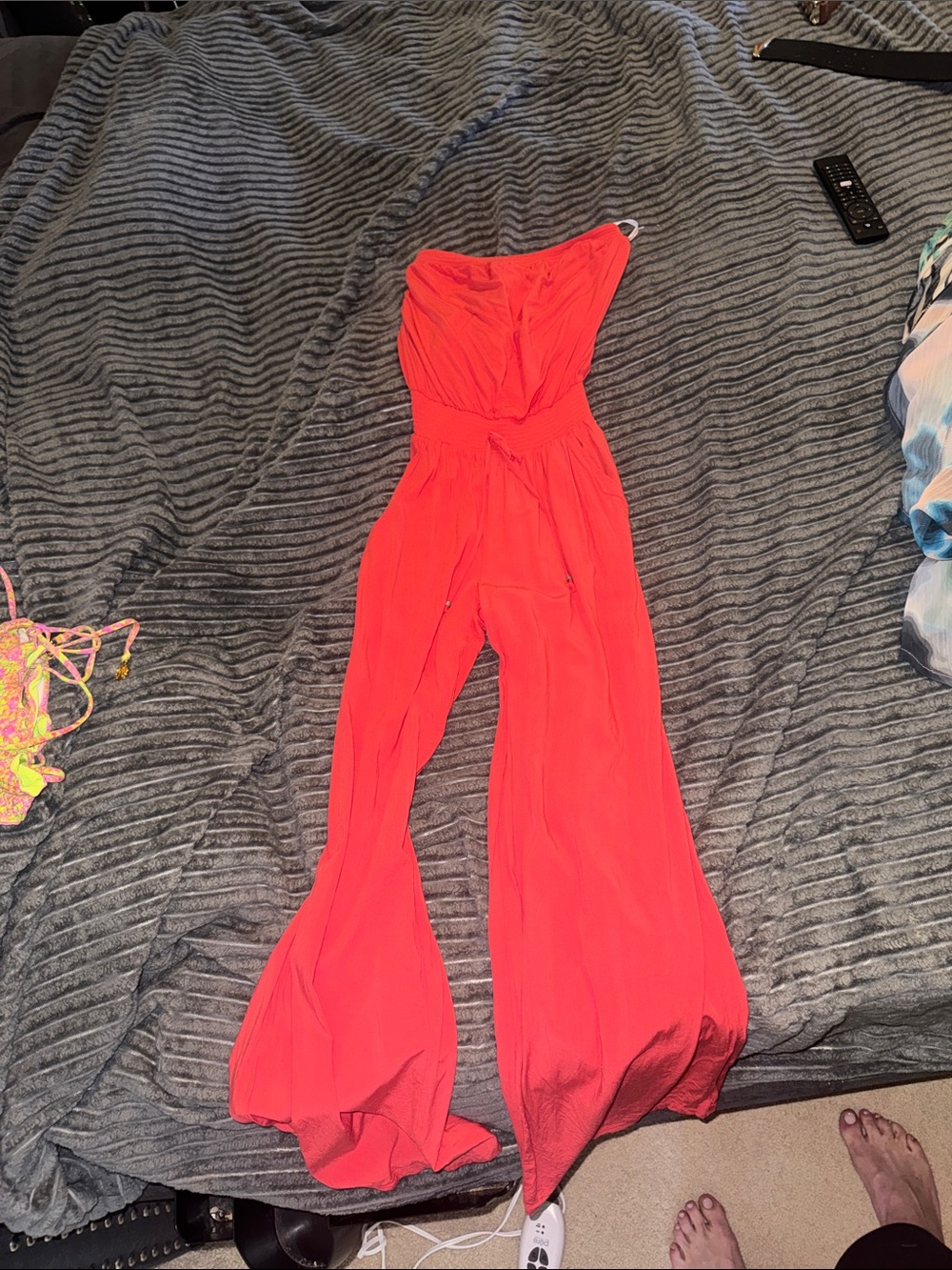 Guess strapless Wide-Leg Jumpsuit in Coral Red
